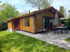 Rent a 4-person Scandinavian bungalow
